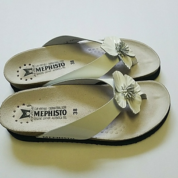 mephisto ladies sandals